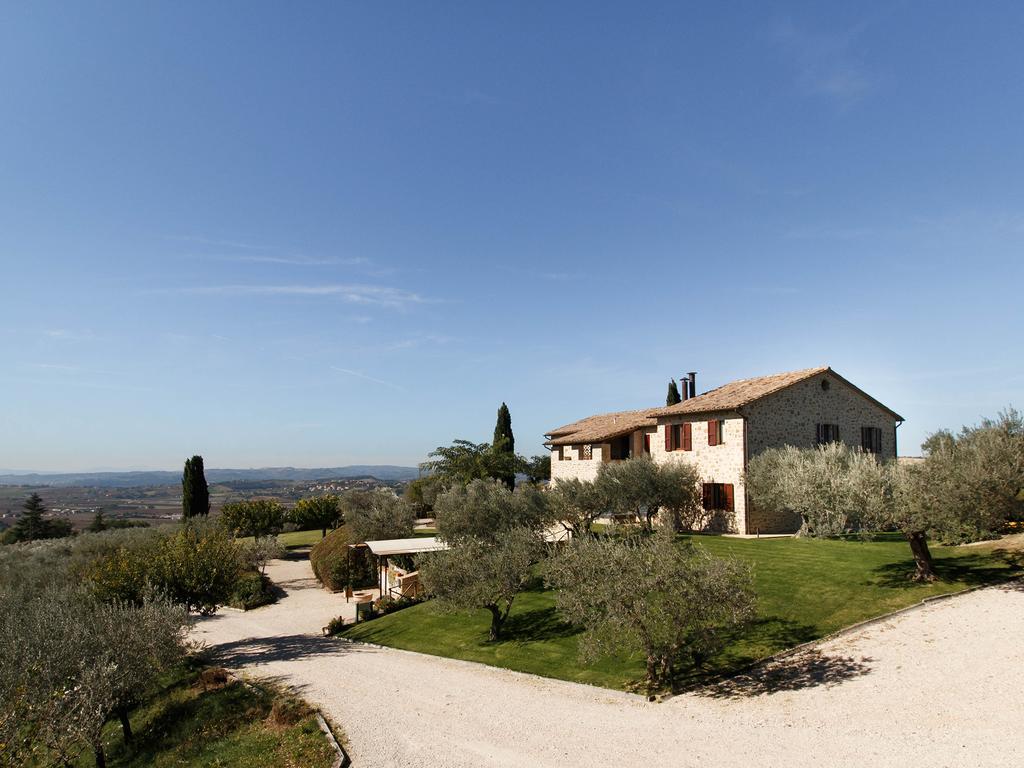 Agriturismo Le Colombe Ассизи Экстерьер фото