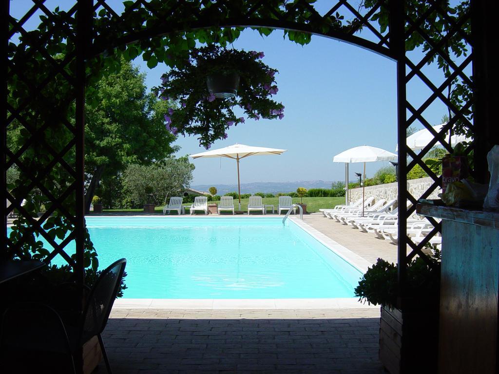 Agriturismo Le Colombe Ассизи Экстерьер фото