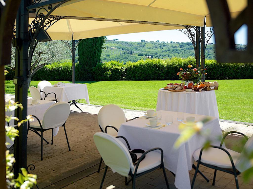 Agriturismo Le Colombe Ассизи Экстерьер фото