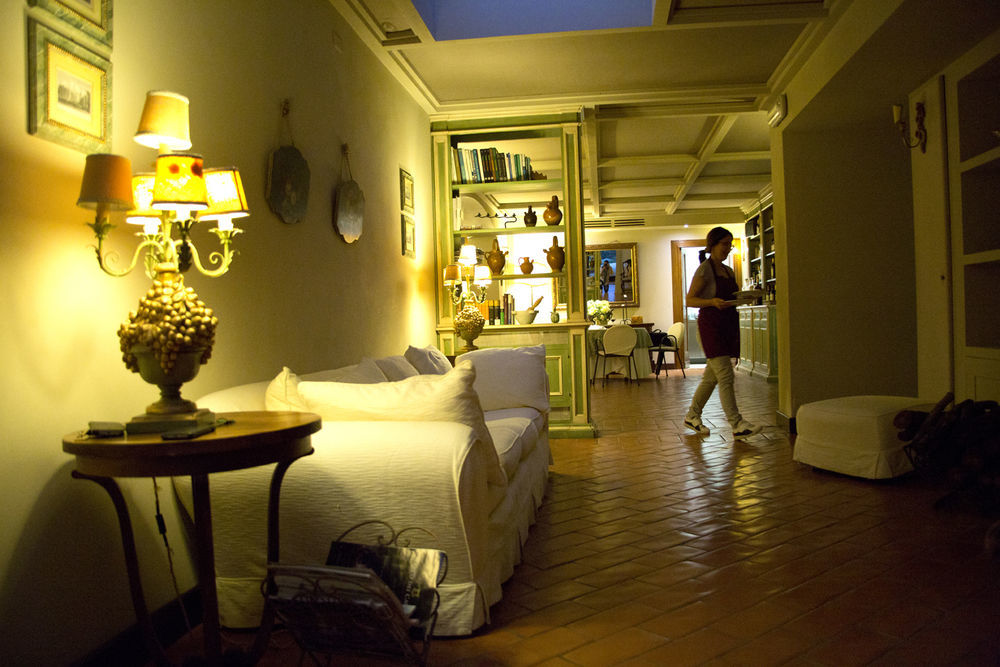 Agriturismo Le Colombe Ассизи Экстерьер фото