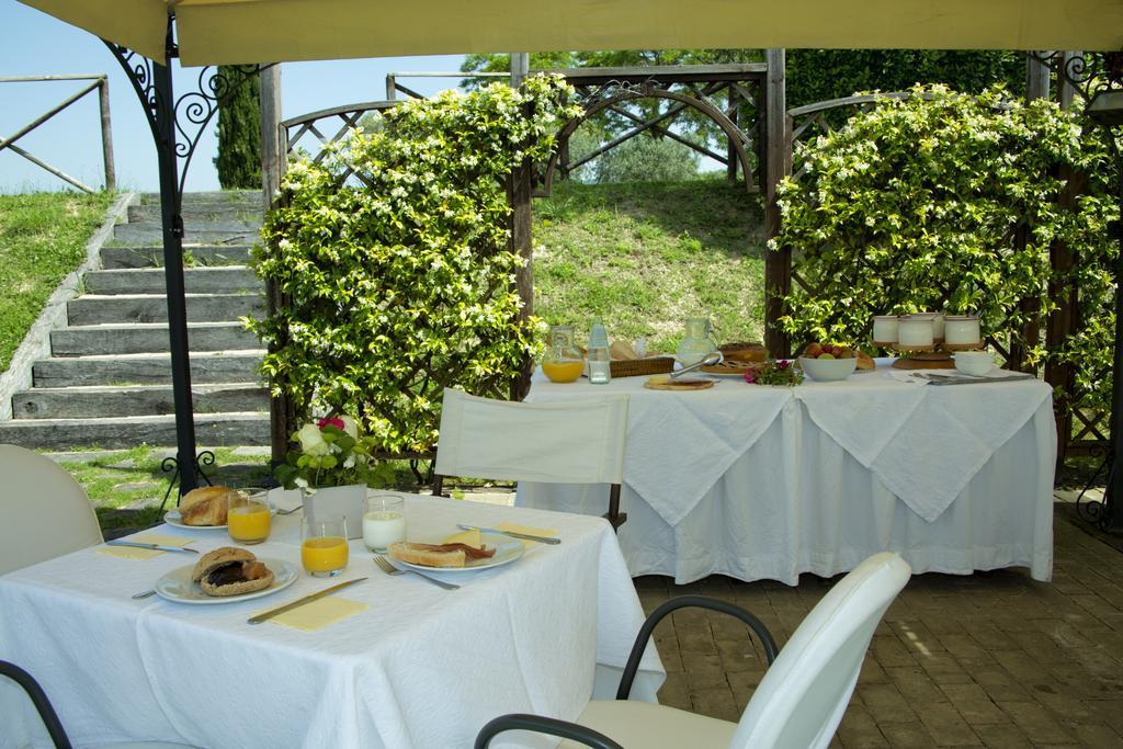 Agriturismo Le Colombe Ассизи Экстерьер фото